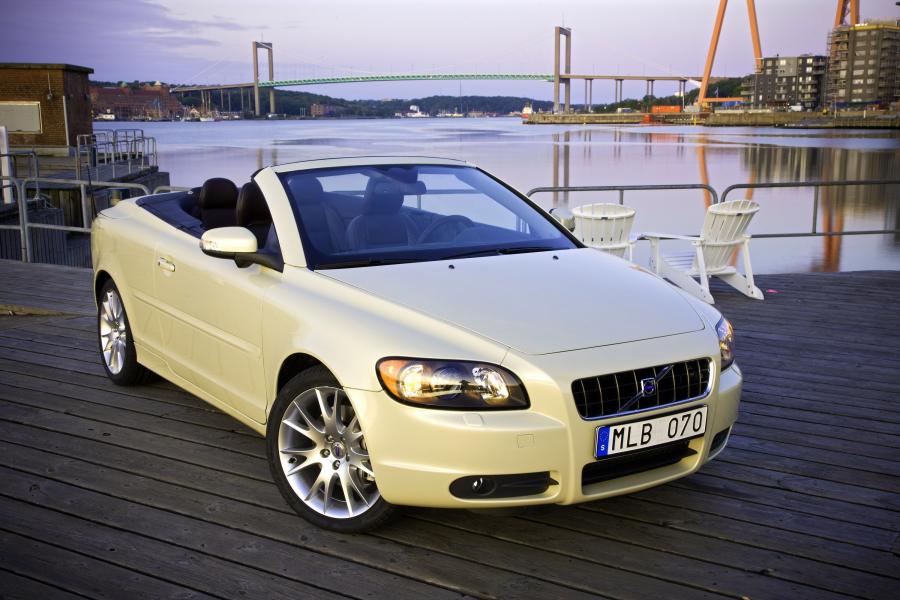  Volvo C70 T5 2009 года  (фото 7 из 45)